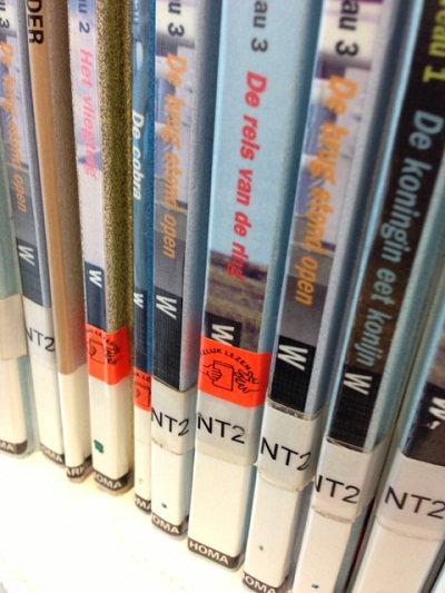 Makkelijk lezen books in the Hague library