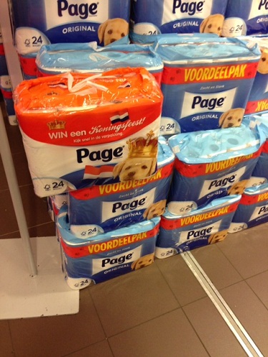 toilet paper for Koninginnedag 2013
