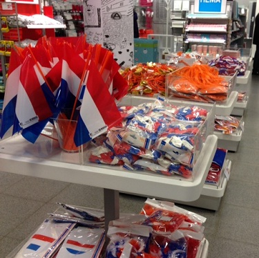 trinkets for Koninginnedag 2013