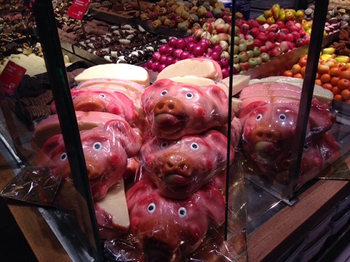 pig made out of marzipan