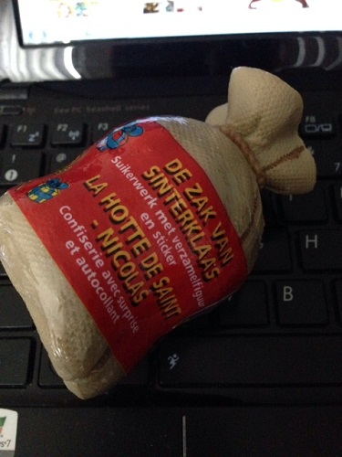 What is in this Sinterklaas gift