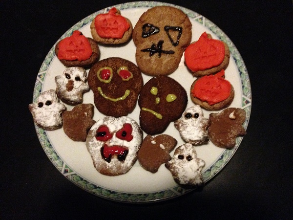 homemade-halloween-cookies