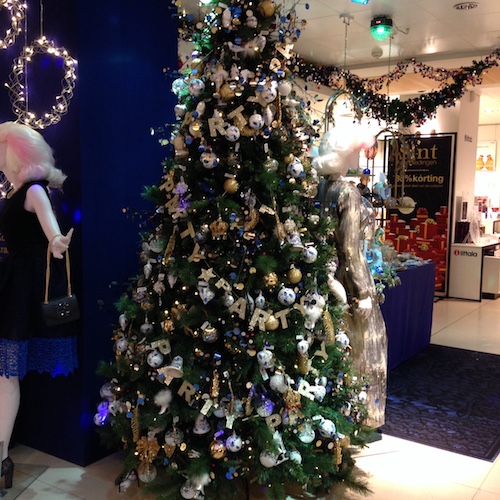 party-tree-at-bijenkorf-2016