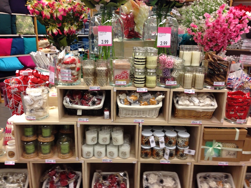 valentines-display-by-xenos-in-the-hague