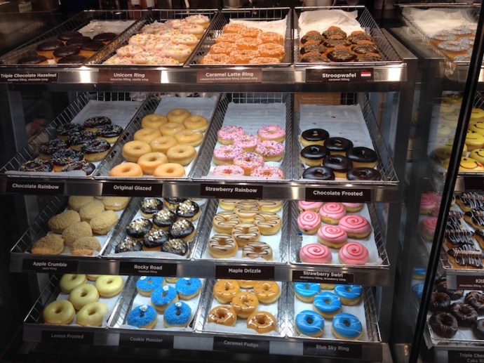 Dunkin Donuts in Amsterdam, Damstraat, 2