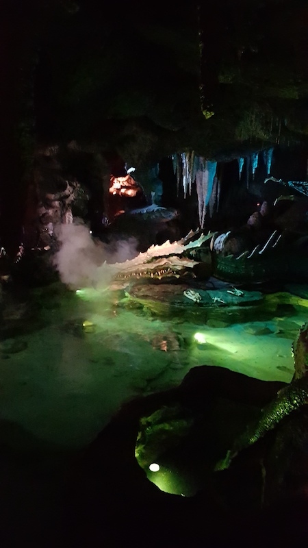 Disneyland Paris - Dragon under the castle