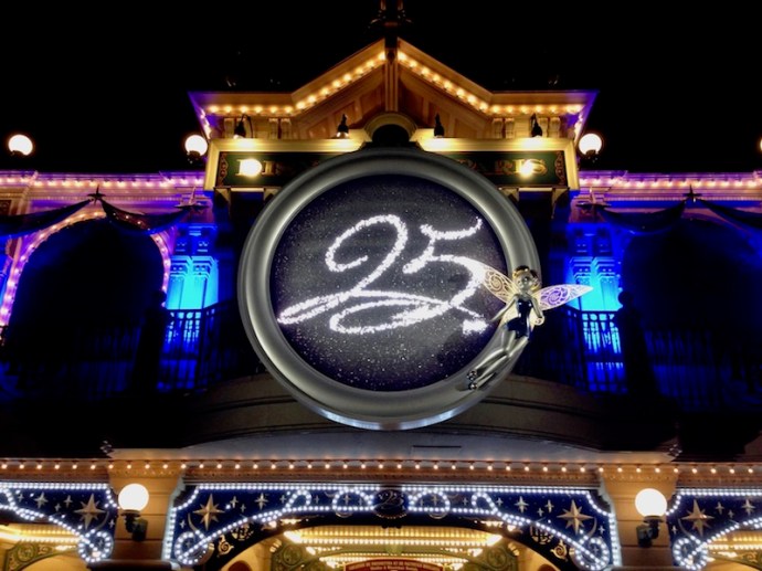 Entrance to Disneyland Park, Paris