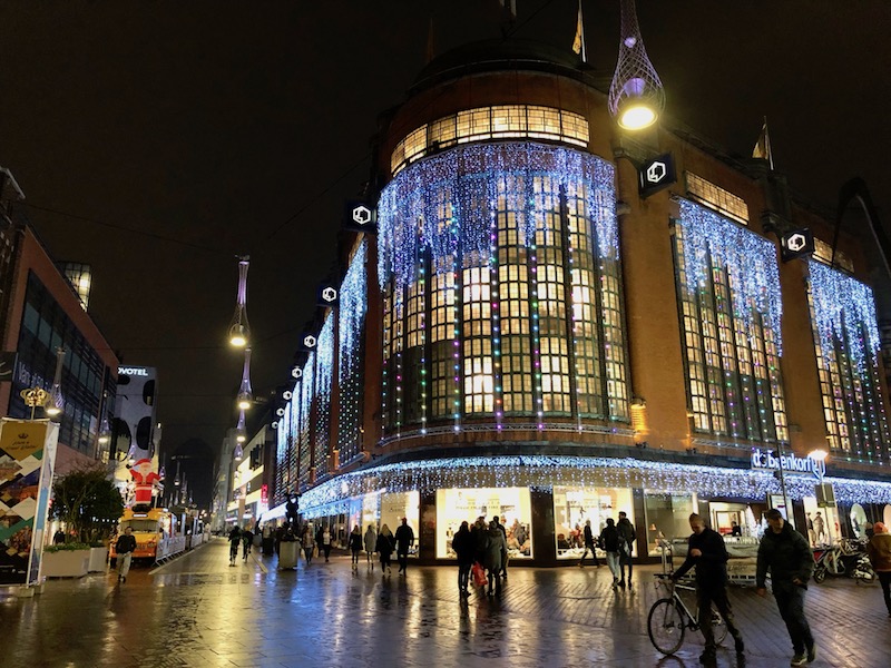 Christmas lights Bijenkorf, The Hague, 2017