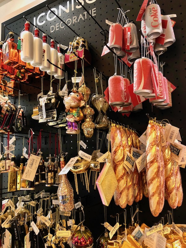 Christmas ornaments, Bijenkorf, The Hague, 2017