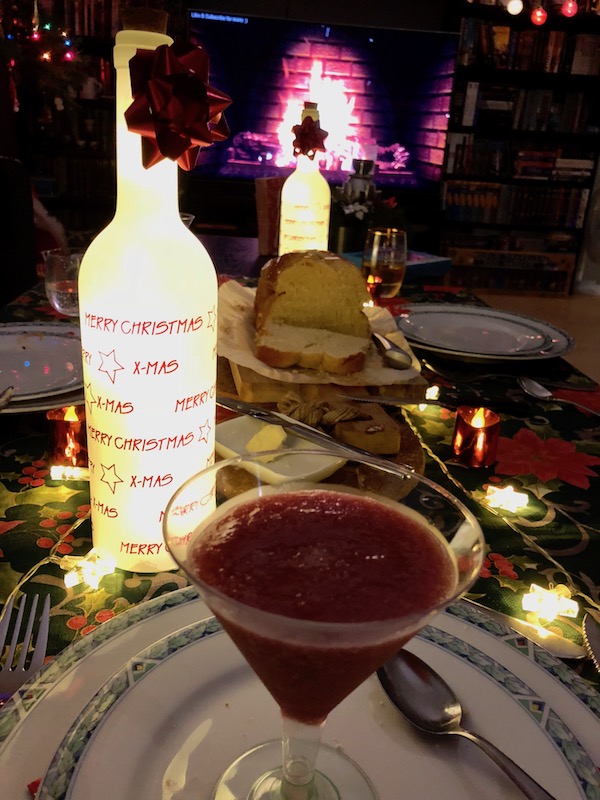 Christmas table 2017.jpg